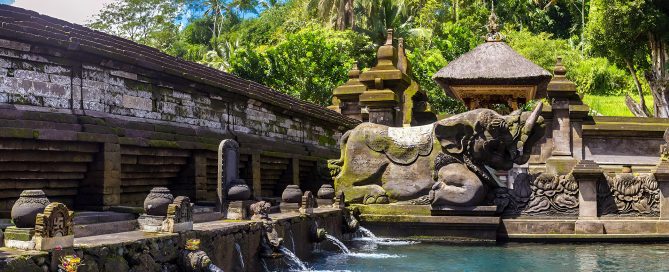 Informasi Wisata Pura Tirta Empul di Ubud Bali