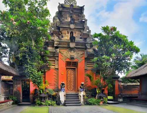 Puri Saren Ubud Bali: Keagungan Arsitektur Klasik Bali