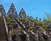 Paket Wisata ke Pura Lempuyang Luhur Bali