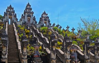 Paket Wisata ke Pura Lempuyang Luhur Bali