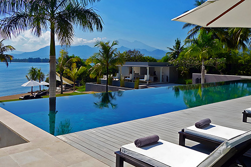 Panorama Laut yang Indah dari The Lombok Lodge Suites and Private Villas