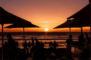 Menikmati Sunset di Ku De Ta Seminyak