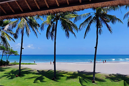 La Lucciola - Restoran Italia di Tepi Pantai Petitenget - Pertokoan Seminyak Square di Seminyak Bali - Dekat Villa Sayang d'Amour