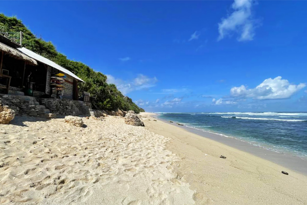 Informasi Wisata Pantai Nyang Nyang Uluwatu